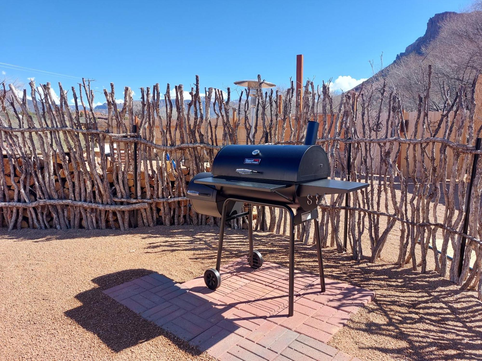 Отель Gateway Glamping Экстерьер фото