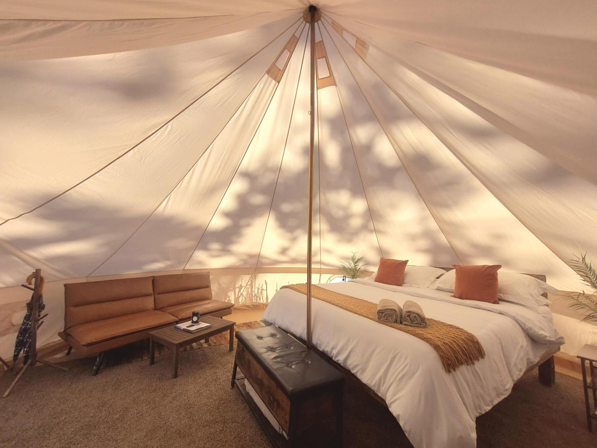 Отель Gateway Glamping Экстерьер фото
